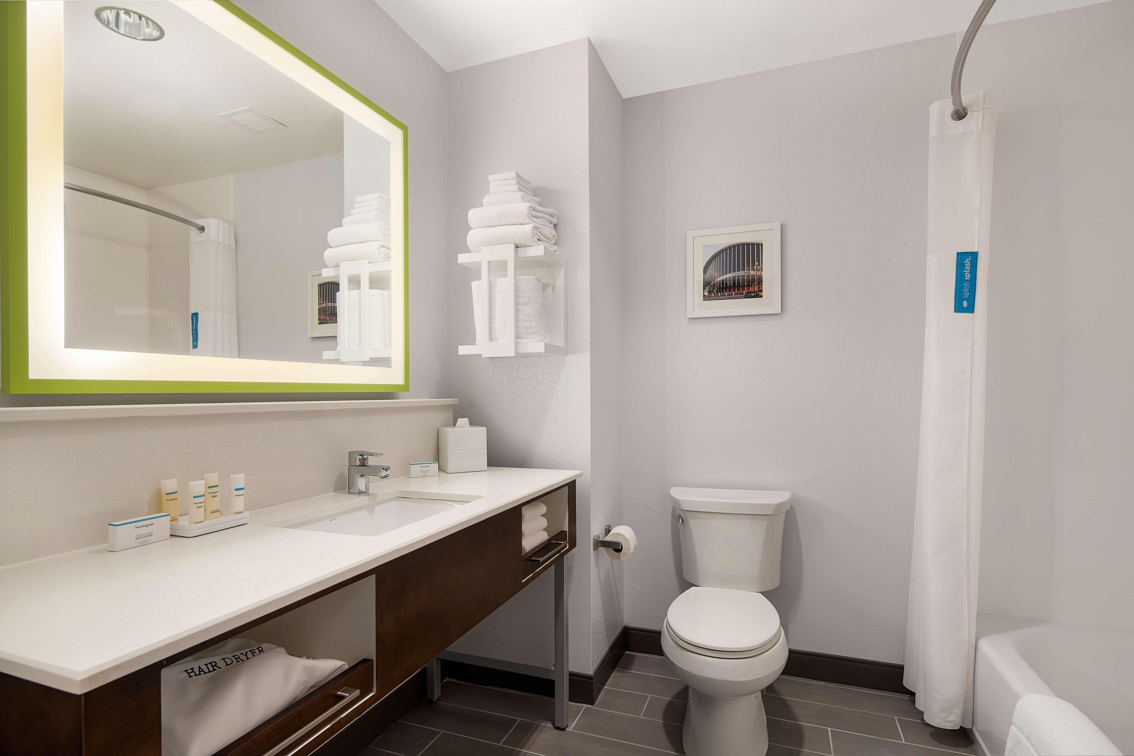 Hampton Inn & Suites Raleigh Midtown, Nc Ngoại thất bức ảnh