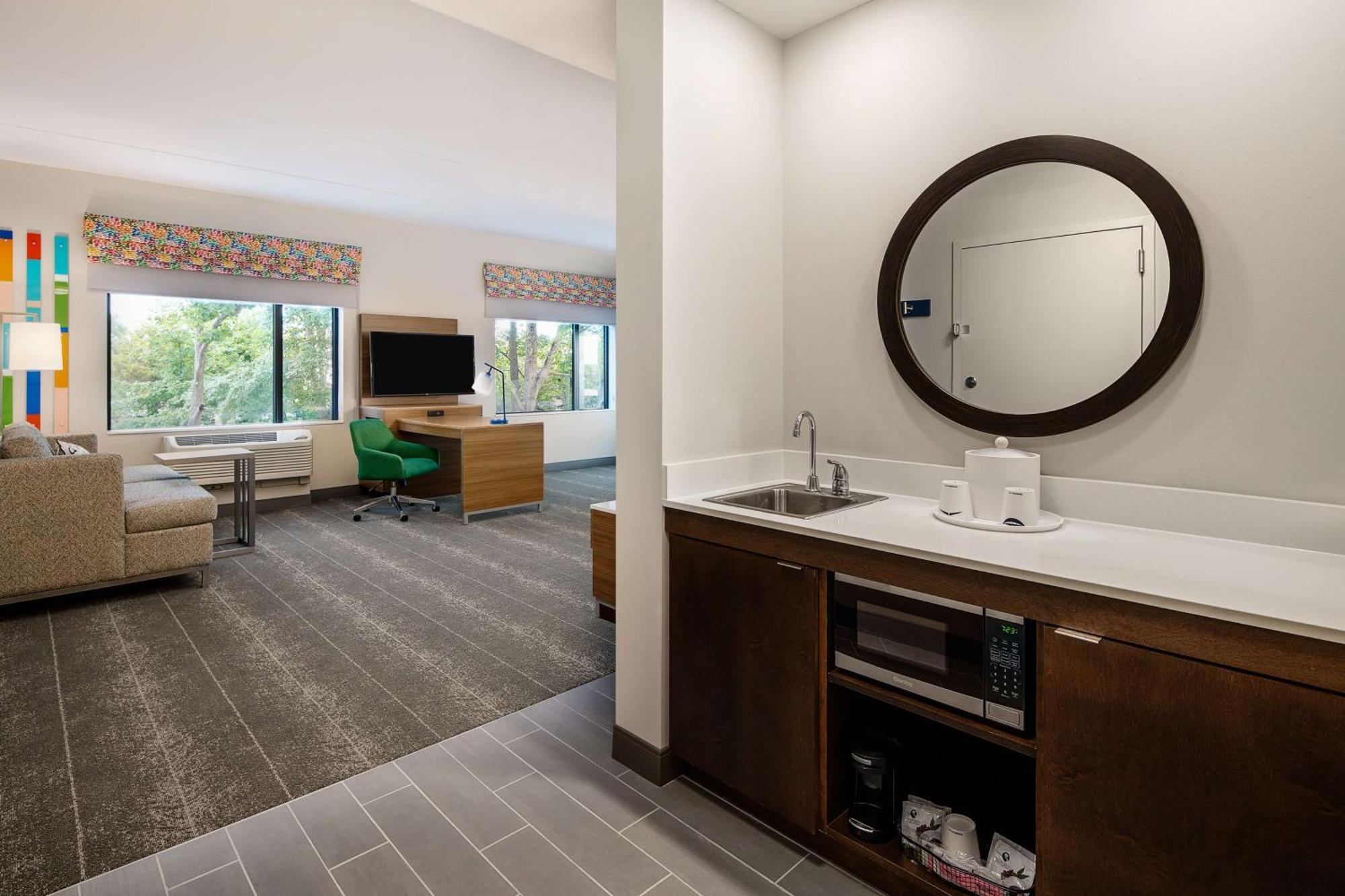 Hampton Inn & Suites Raleigh Midtown, Nc Ngoại thất bức ảnh